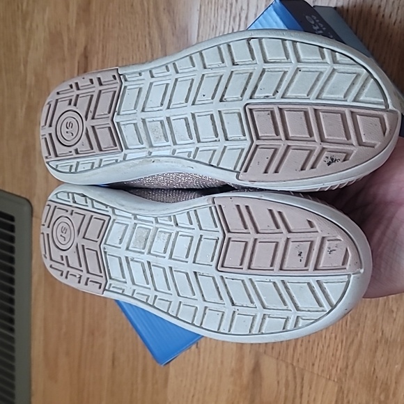 Girls Size 3M stride rite rose gold velcro strap mary Jane - Picture 6 of 7